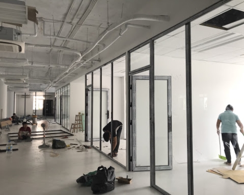 Thi công lắp đặt cửa nhôm - cửa kính cường lực